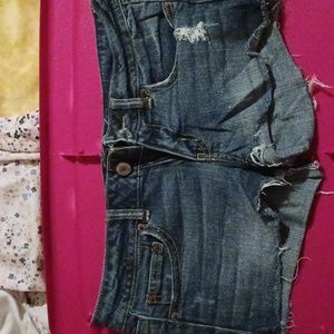 American eagle shorts size 6
